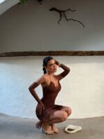 Robe Mini Halter Dentelle — Chocolat & Blanc Ivoire | Amoura – Image 3