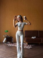 Ensemble Crop Top Cut-Out + Pantalon Flare | Amoura – Image 4