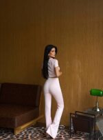 Ensemble Crop Top Cut-Out + Pantalon Flare | Amoura – Image 2