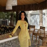 Robe Maxi Crochet Cut-Out — Manches Longues | Amoura