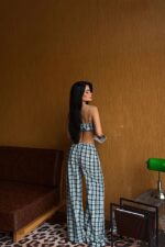Ensemble Bandeau + Pantalon Wide Leg — Carreaux Beige & Noir | Amoura – Image 7